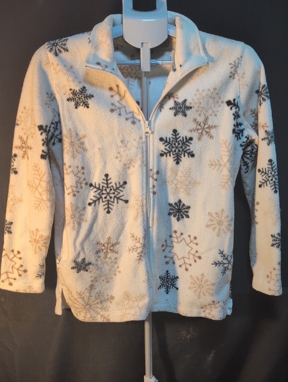 Cabin Creek Cream and Gray Fleece